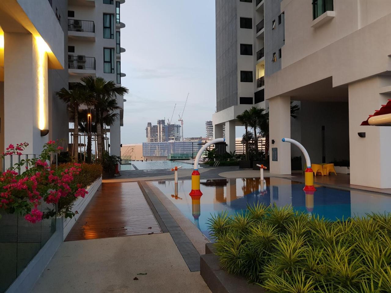 Southkey Mosaic By Cozystay * Johor Bahru