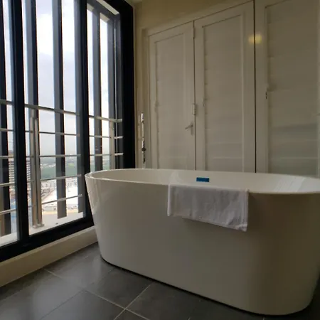 Southkey Mosaic By Cozystay Johor Bahru Exterior photo
